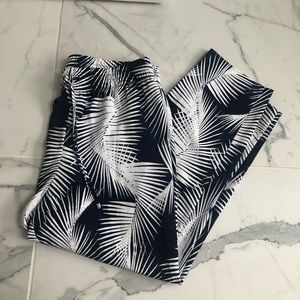 EUC St. John pants fun blue and white pattern